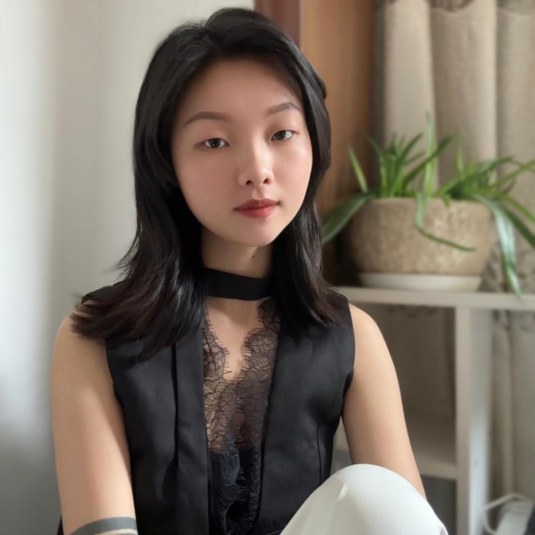 这里是左左