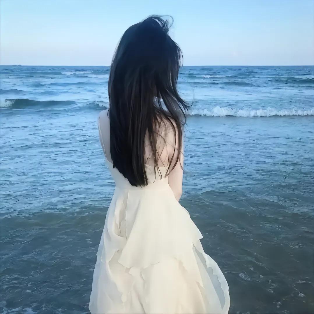 小鹿要开森呐.