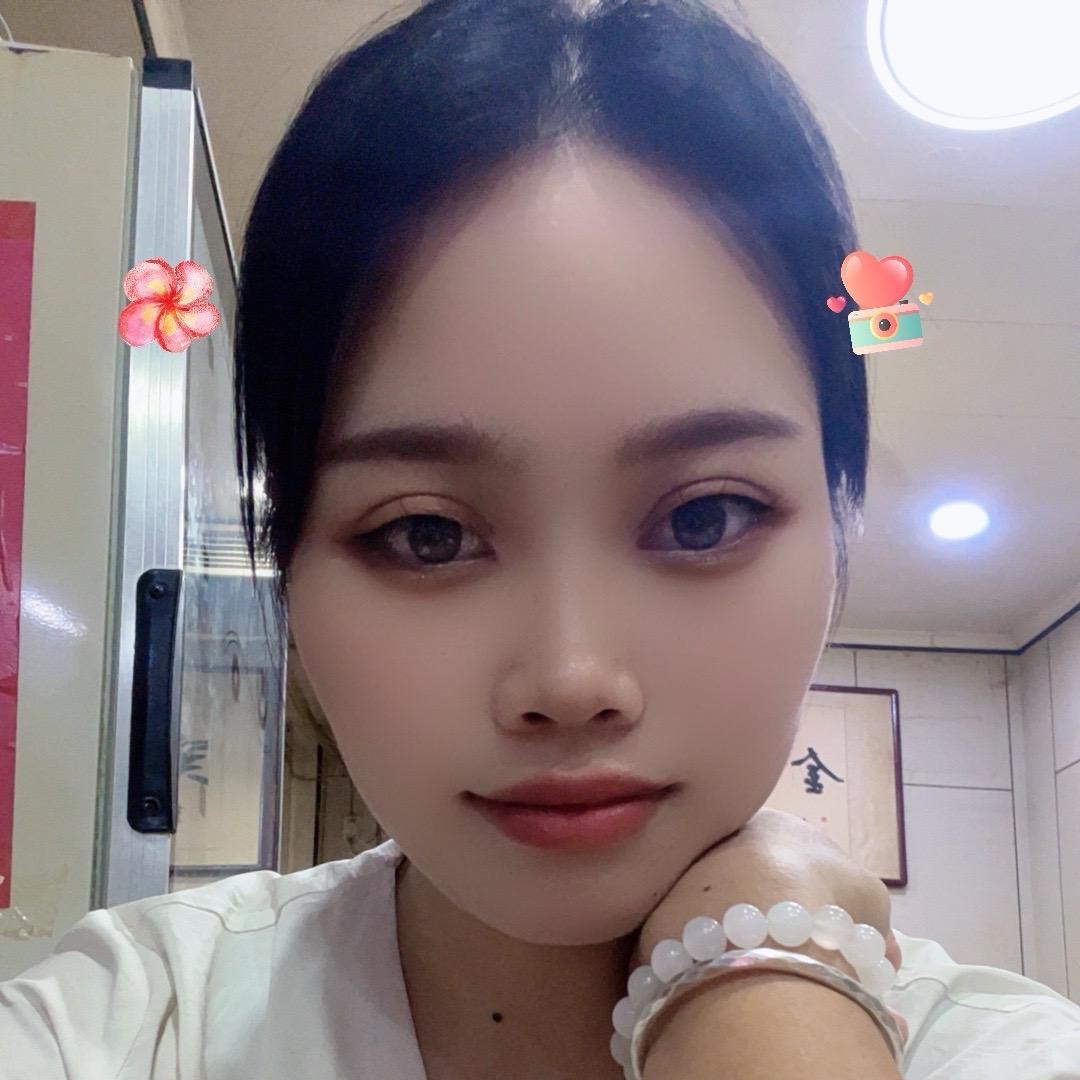 @张小美