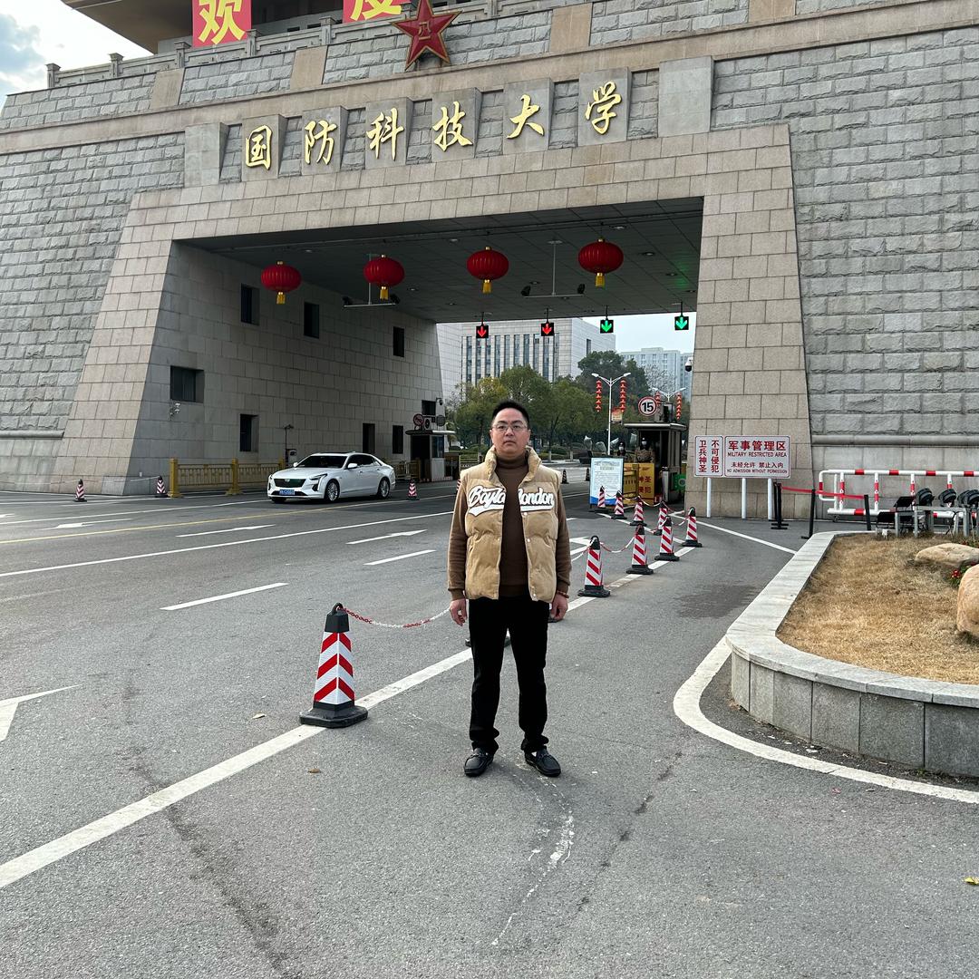 地板王子🤴