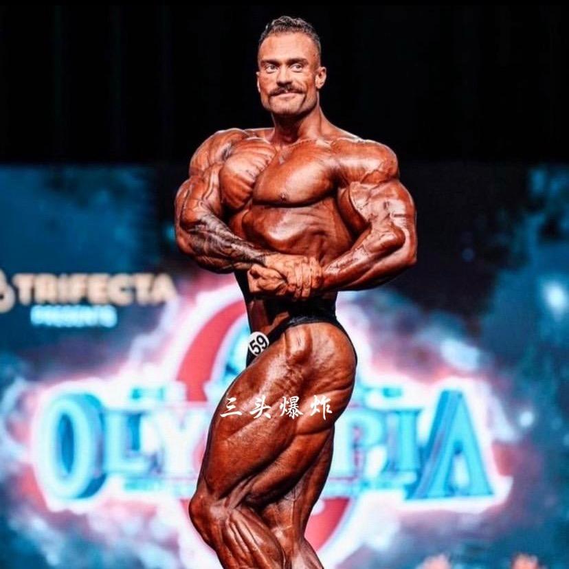没有三头的小王💪