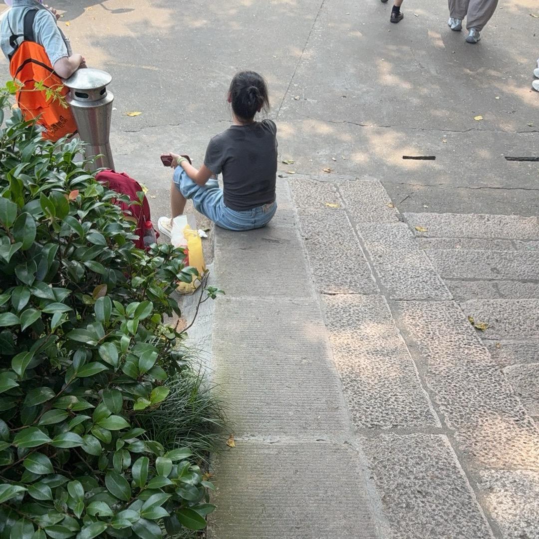 莹莹妹
