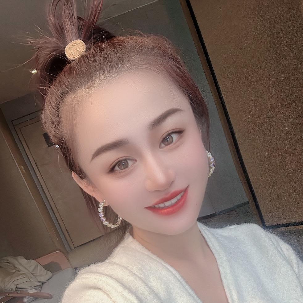 芳荣鲜花女装集合店