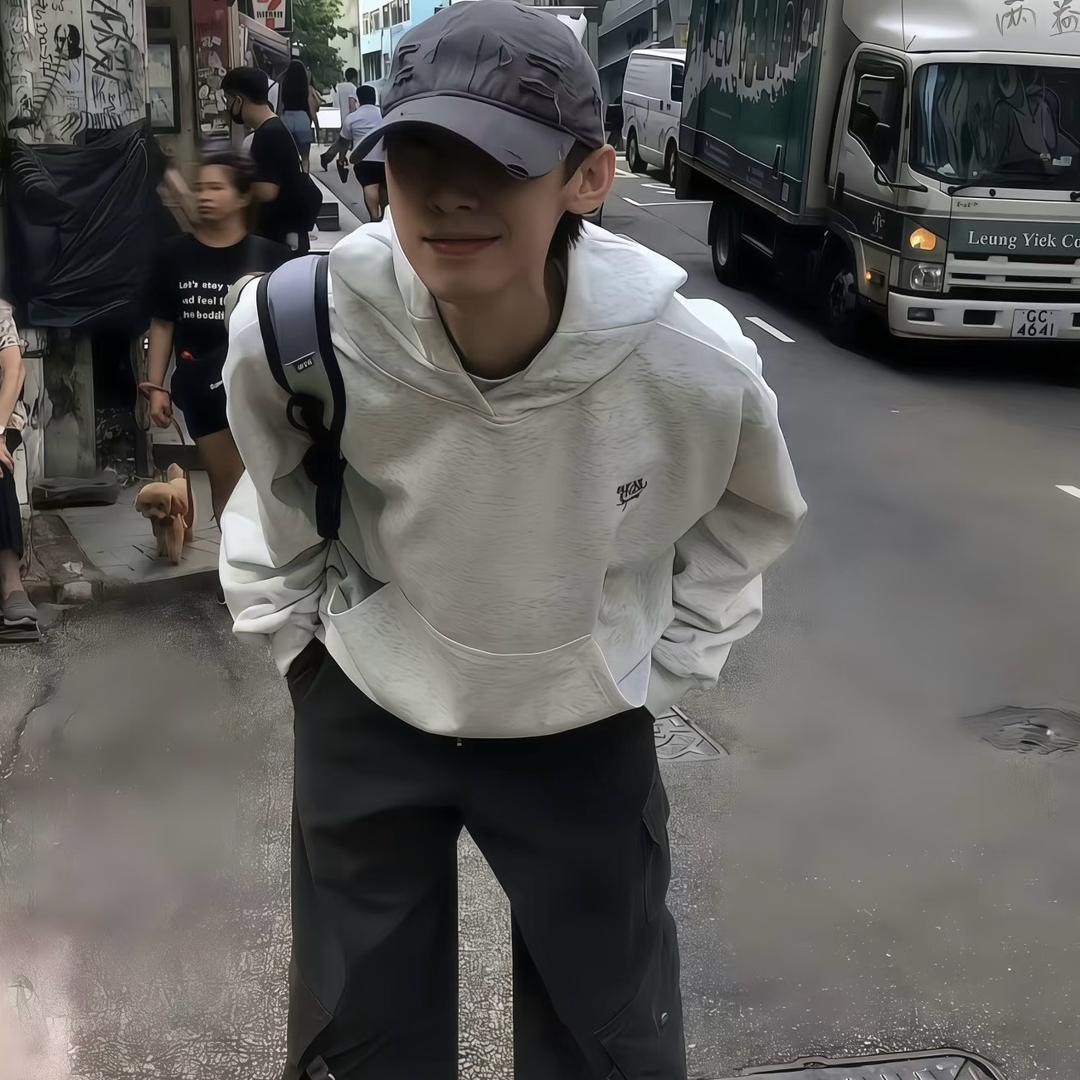 不爱乌冬面.