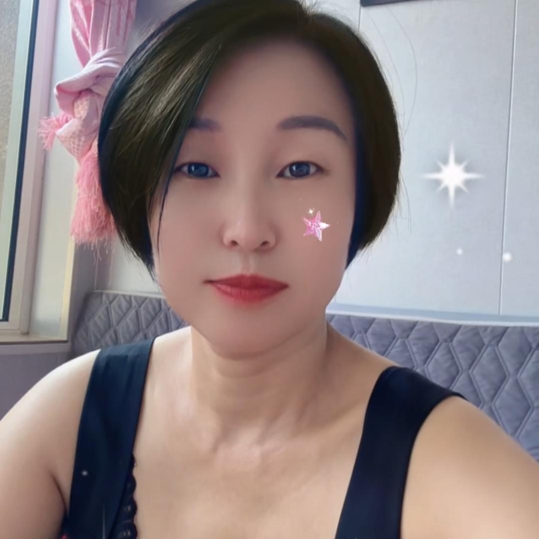 开心💕