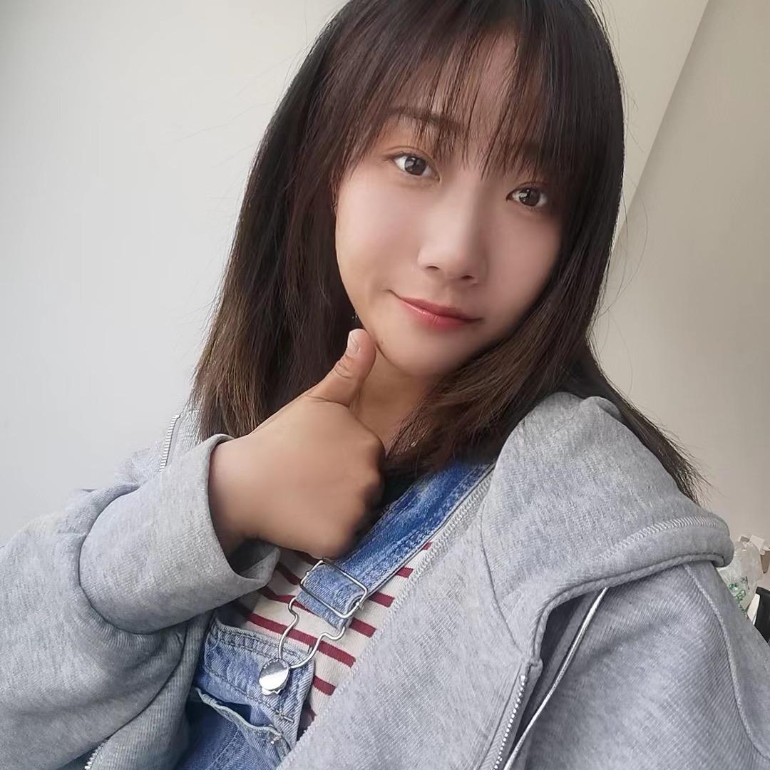 在南迦巴瓦开民宿的小小