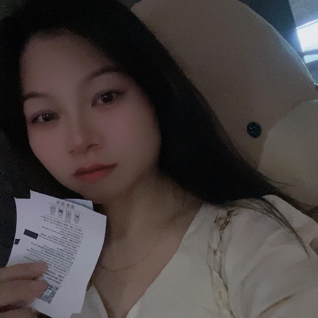 @小丽