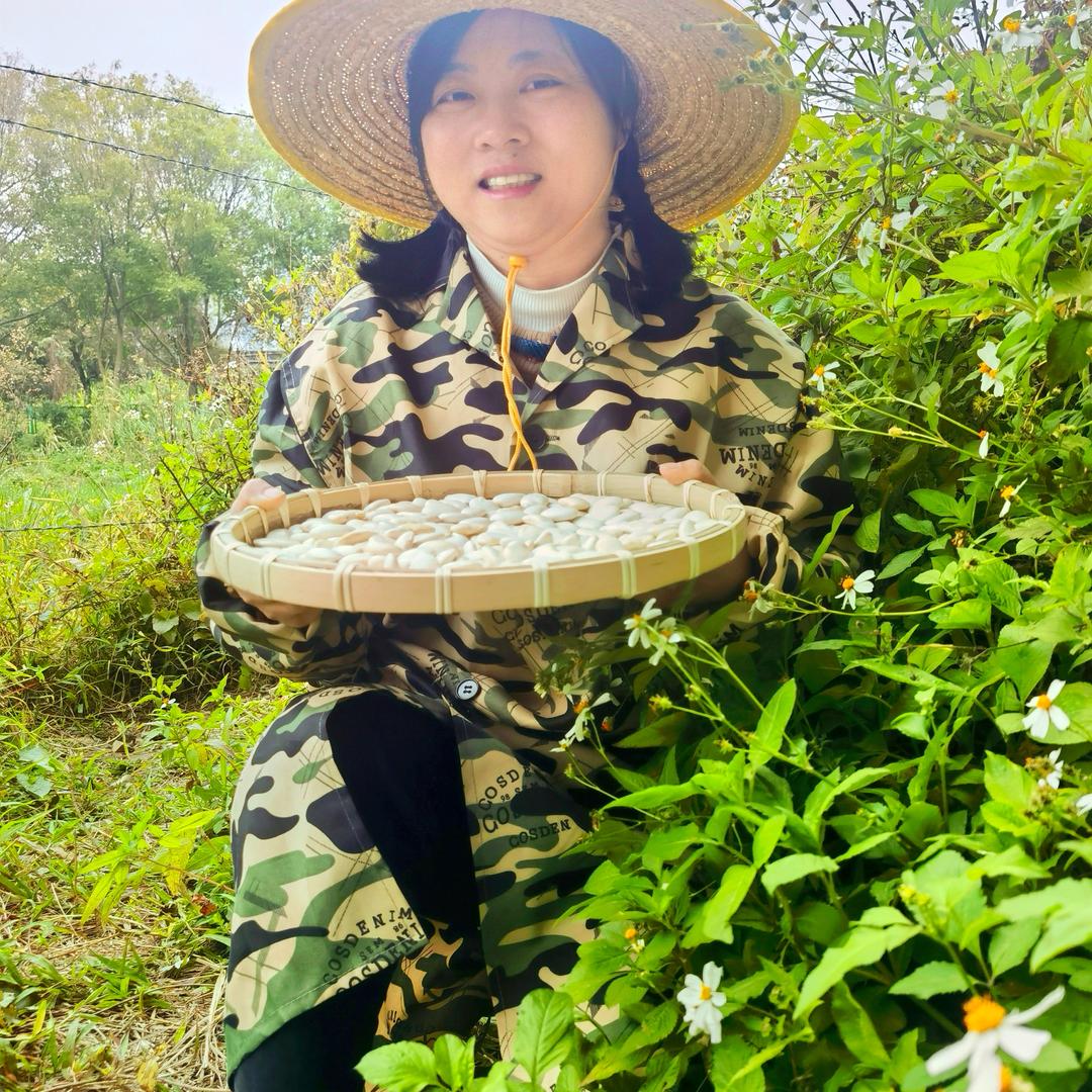 农村姑娘杨笑笑