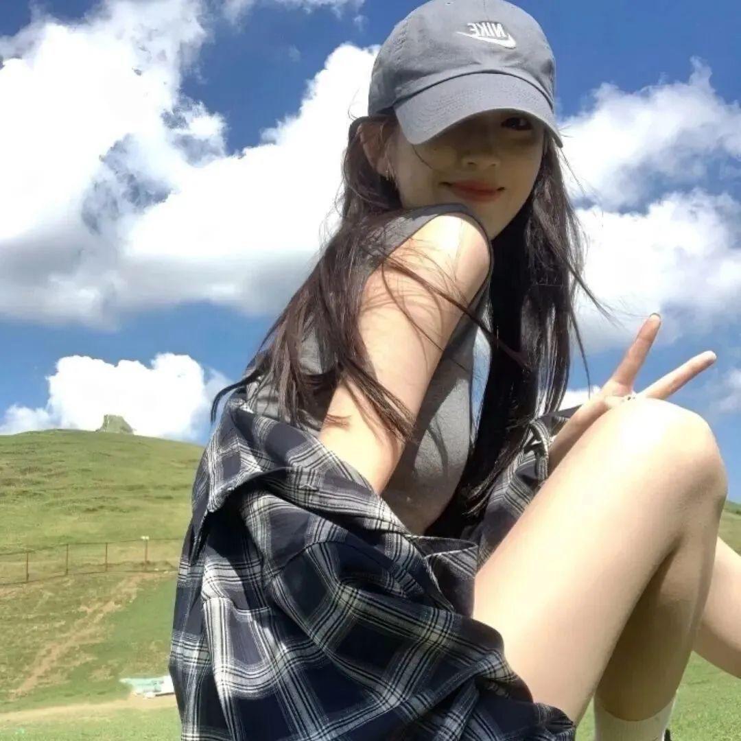 礼遇·定制女装。