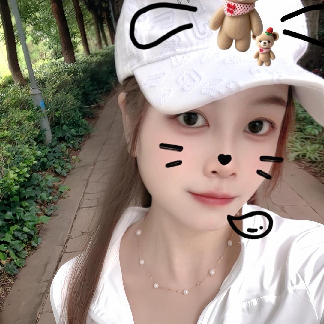 ල᭄周💋小💋妞࿐