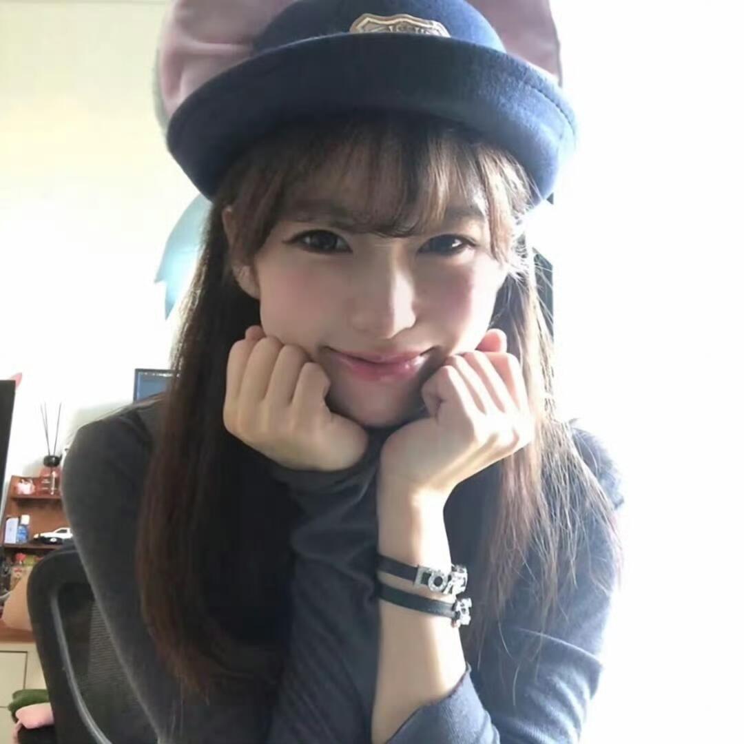 女大爱摸鱼