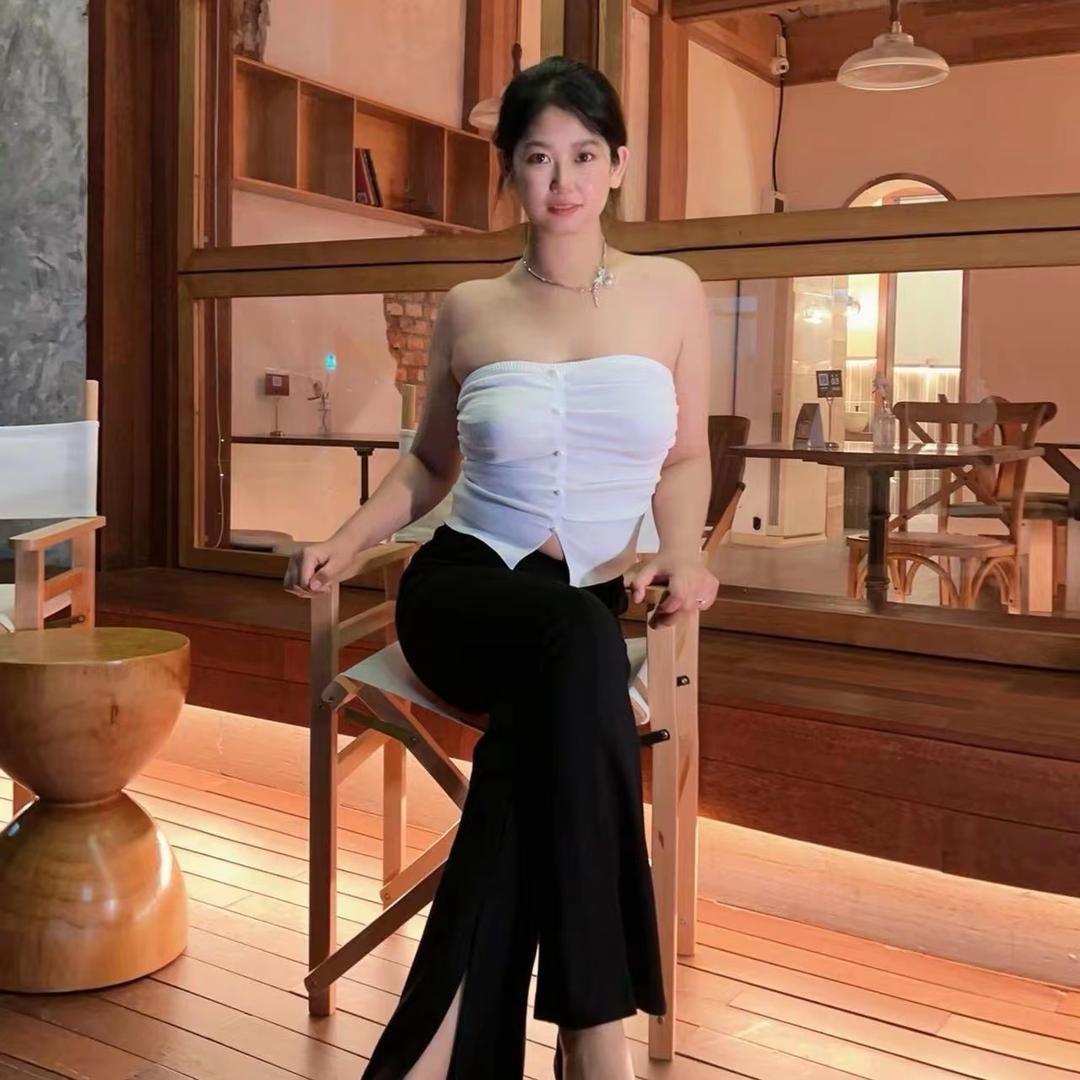 Lu 💫（求关注呀 冲5000粉）