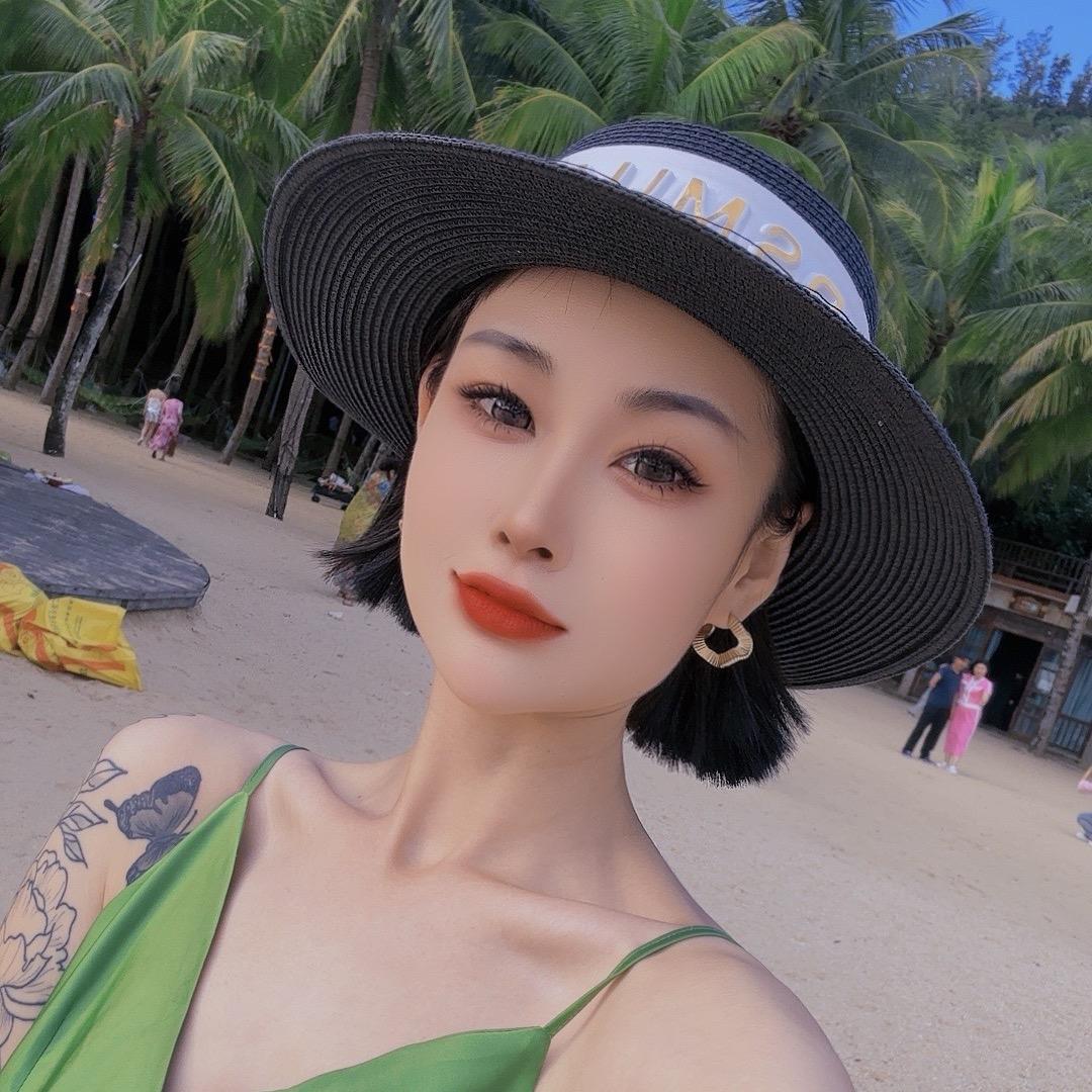 我是欢欢吖（梨形身材）