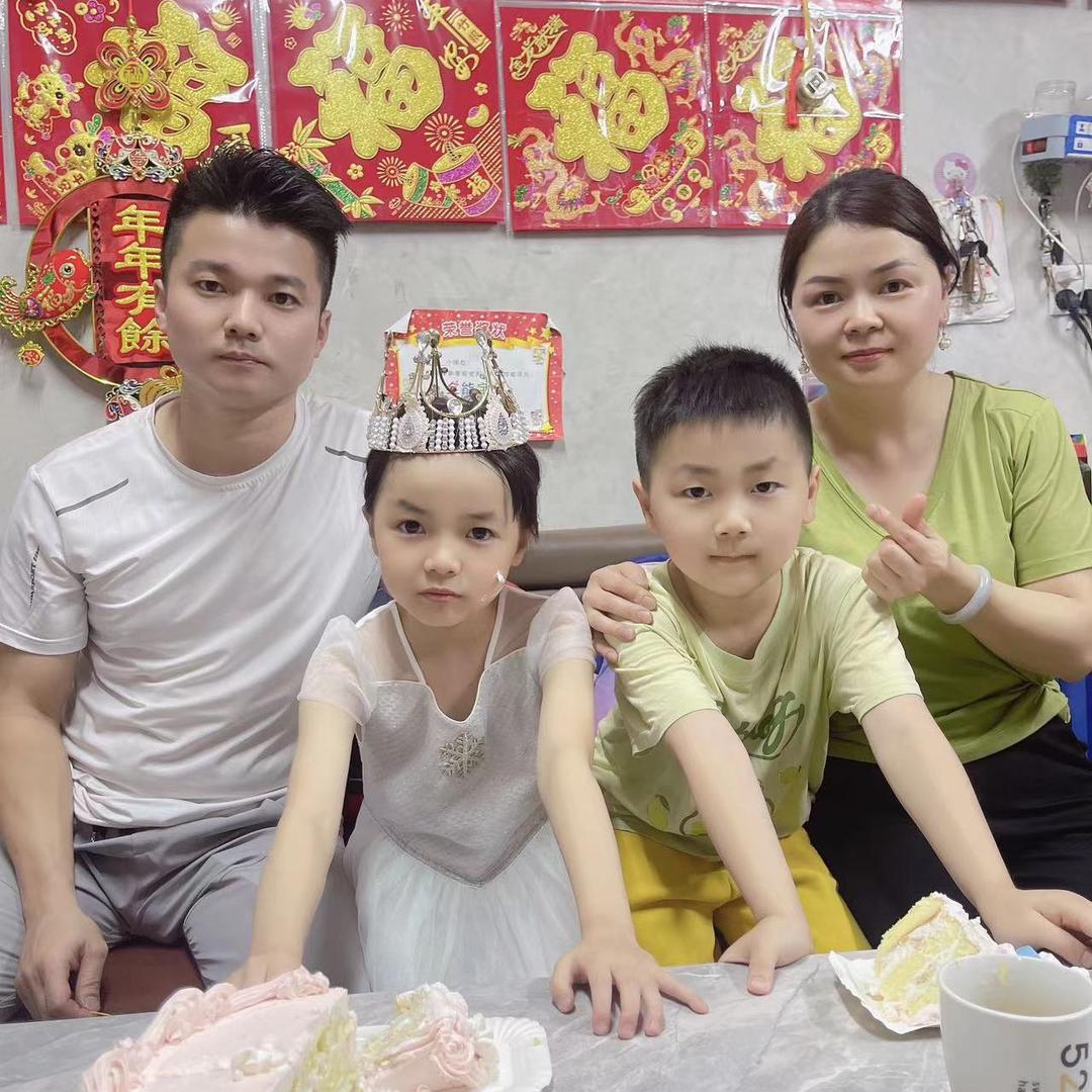 恒丰包装材料用品批发:曾祥斌