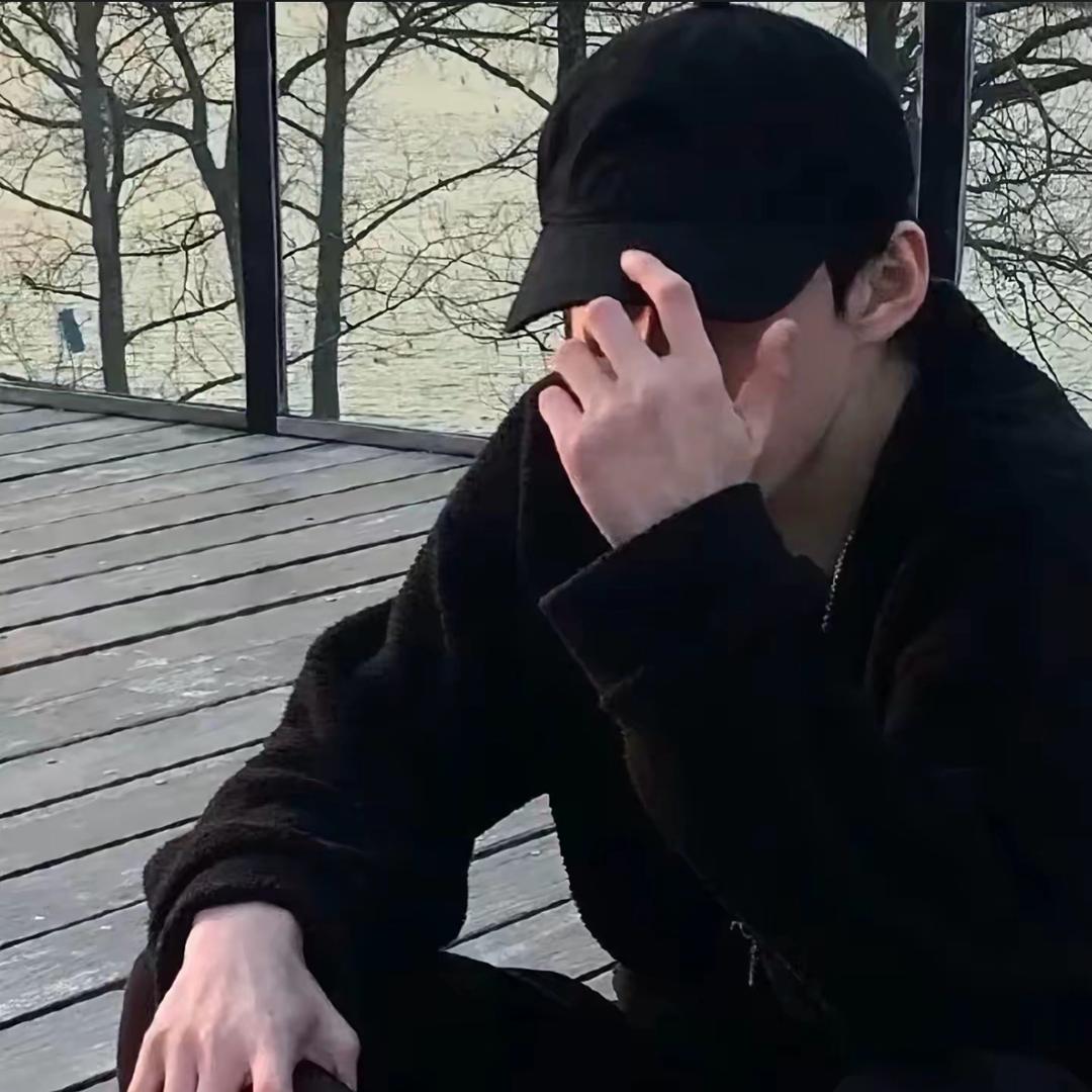 Хүрэл-Оньс -Tik-Tok