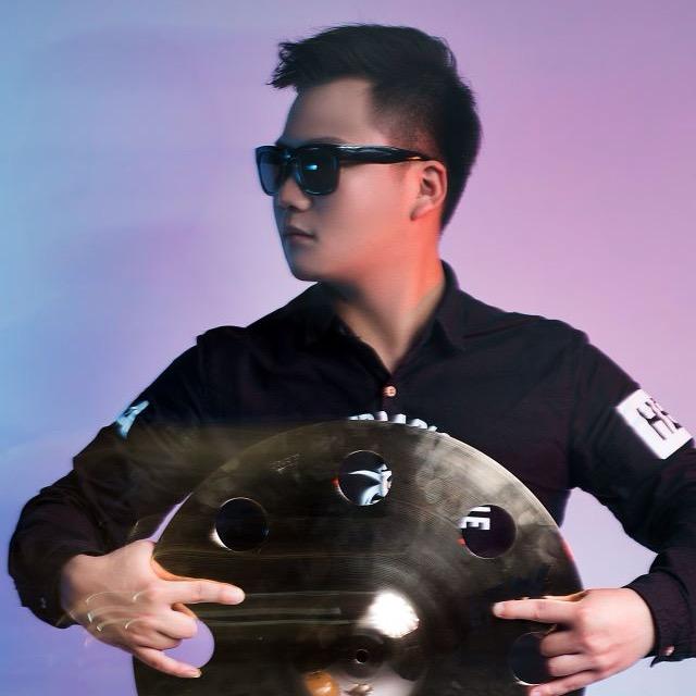 十八线又菜又爱玩的鼓手🥁