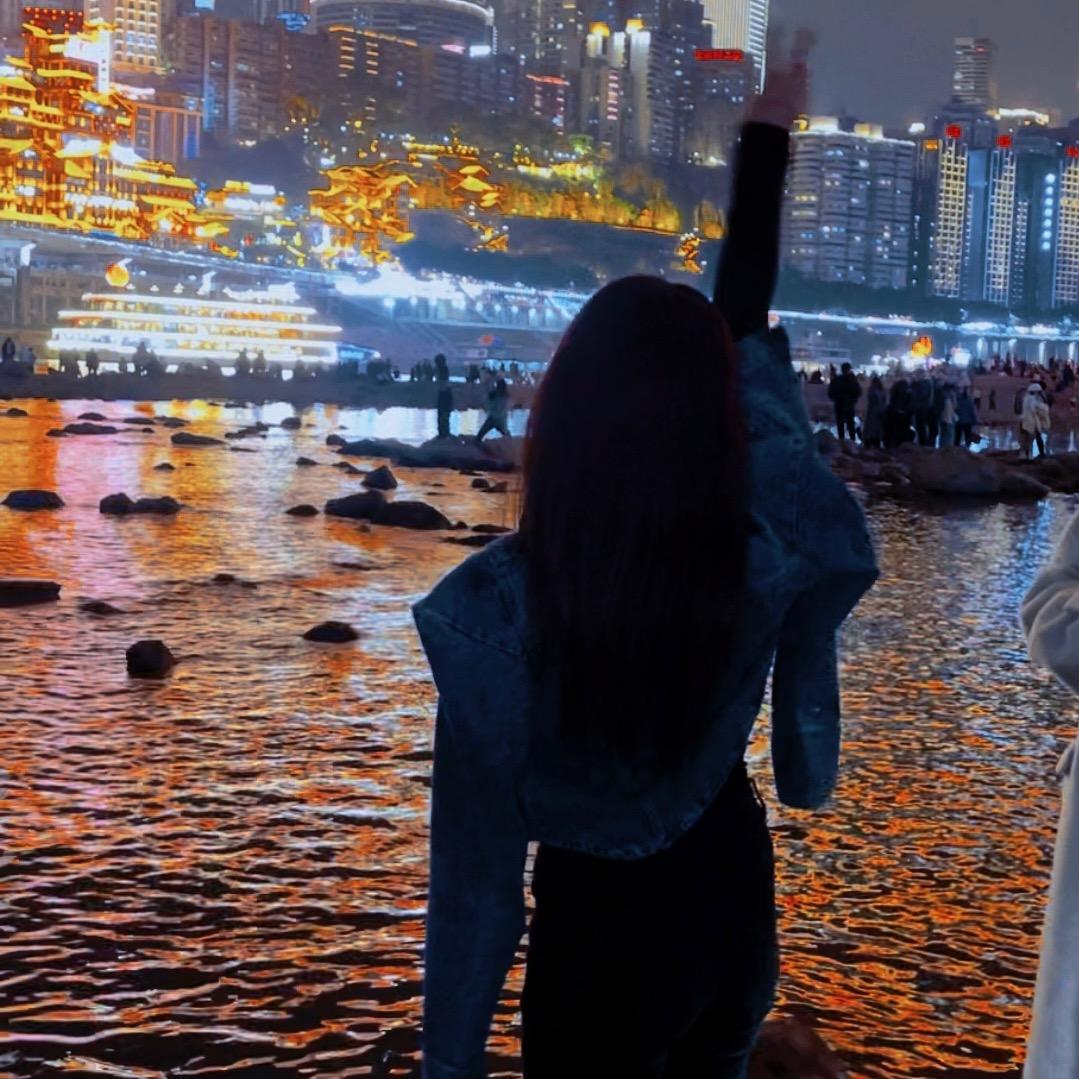 罗小姐 💒