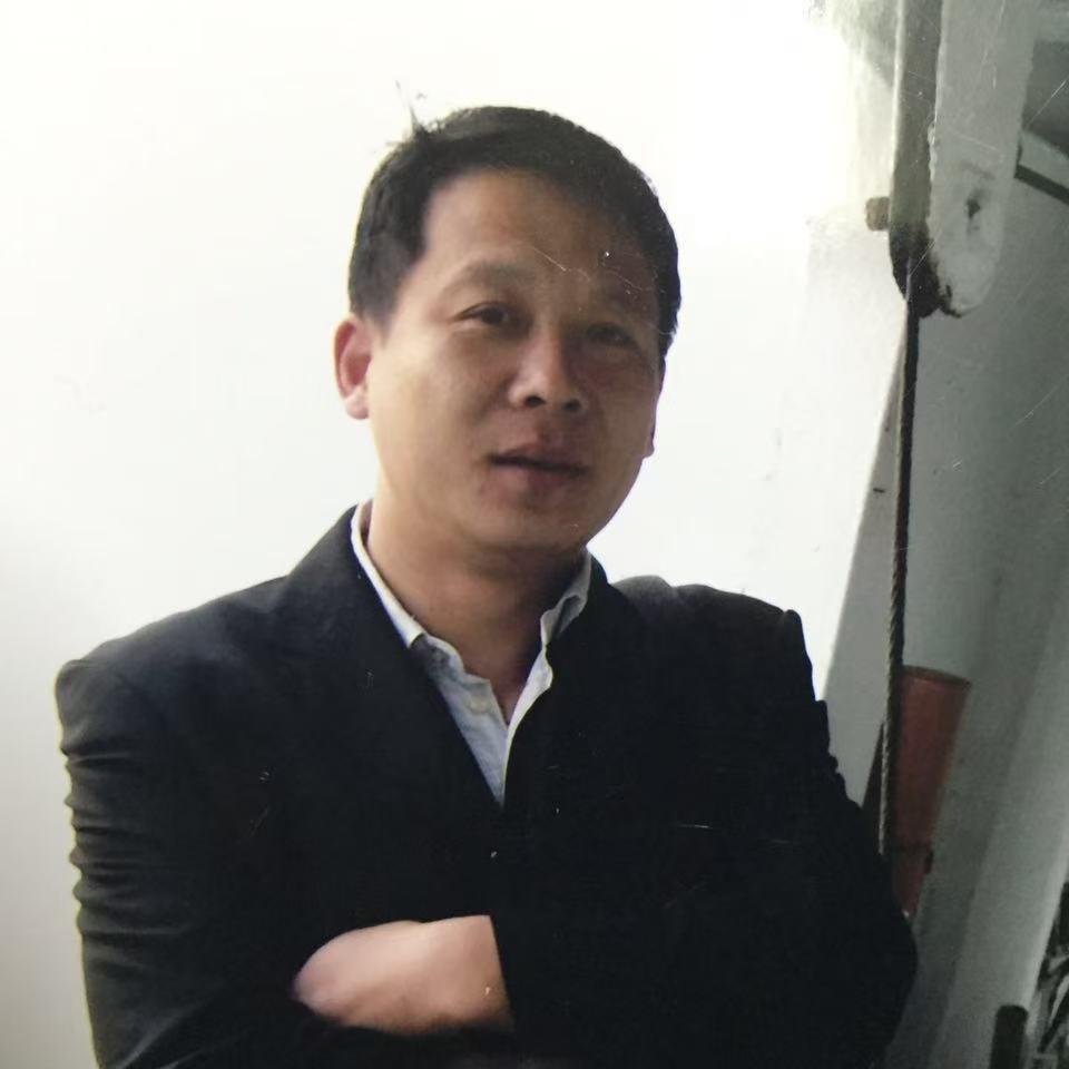 亿平（大块头 绿豆芽）
