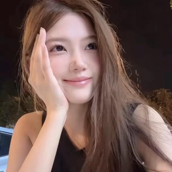 玉  玉.