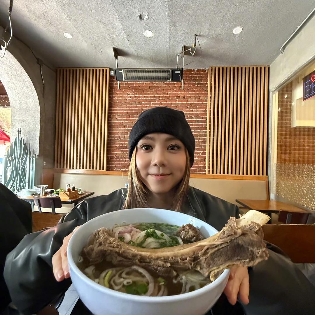 LxZoey
