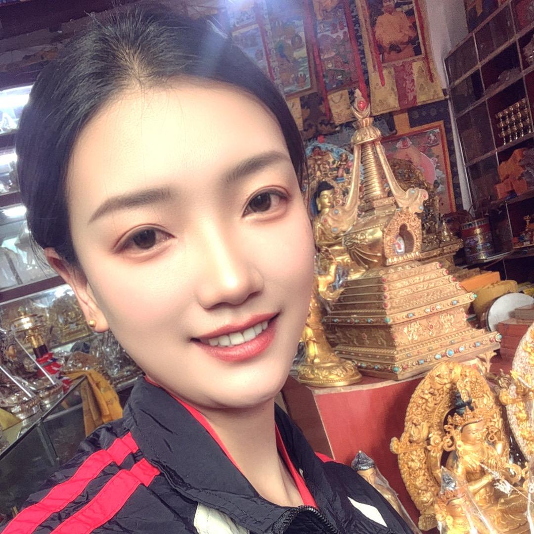 那曲市综合市场佛教用品