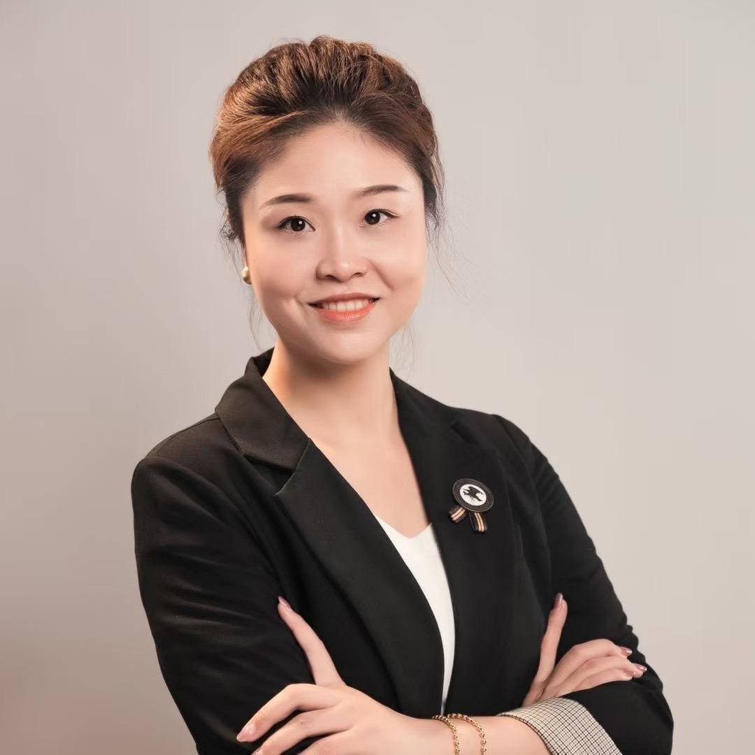 新智力机器人科创中心熙璟城校区赛赛老师