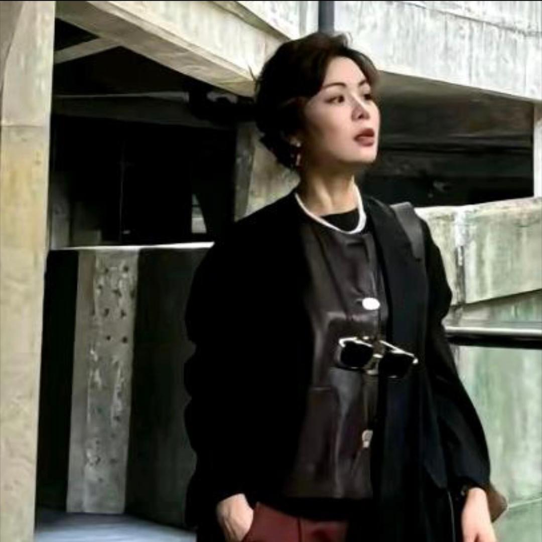 几里与麻时尚穿搭