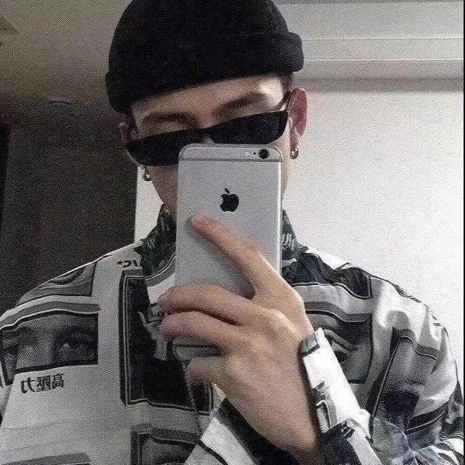 北瞳 SALUTE
