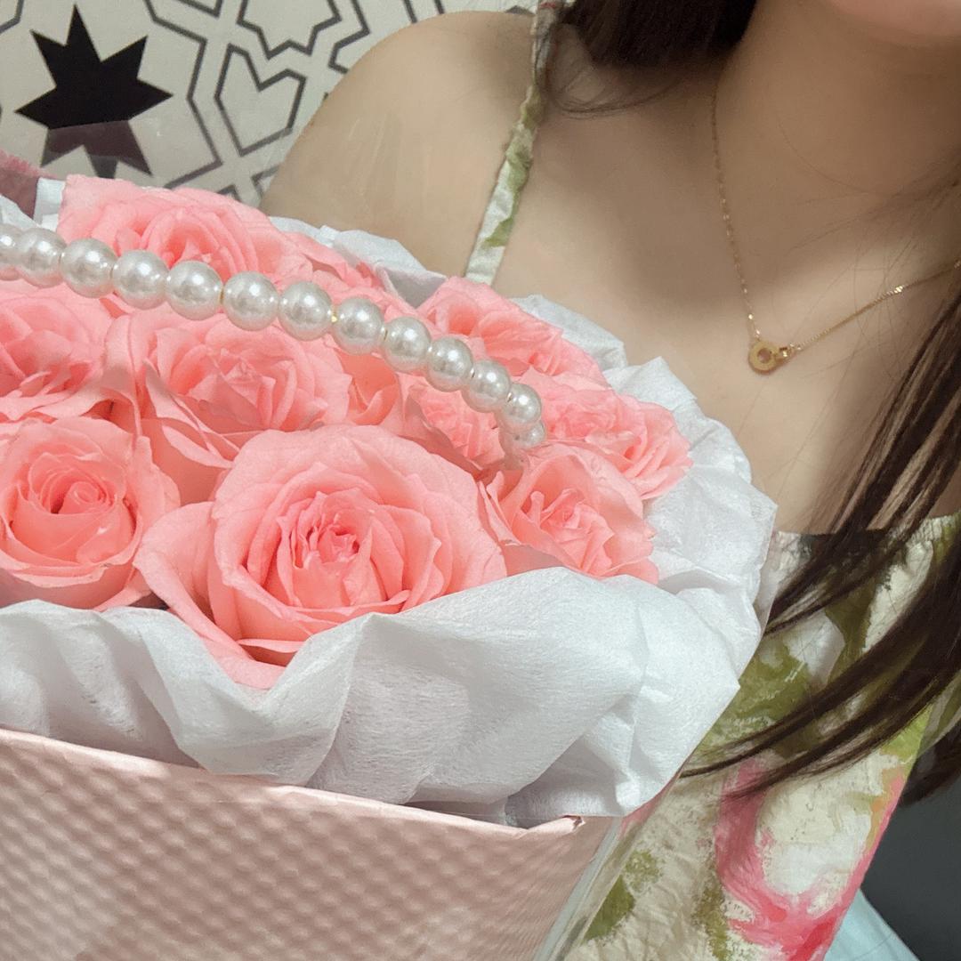 姐姐妹妹站起来