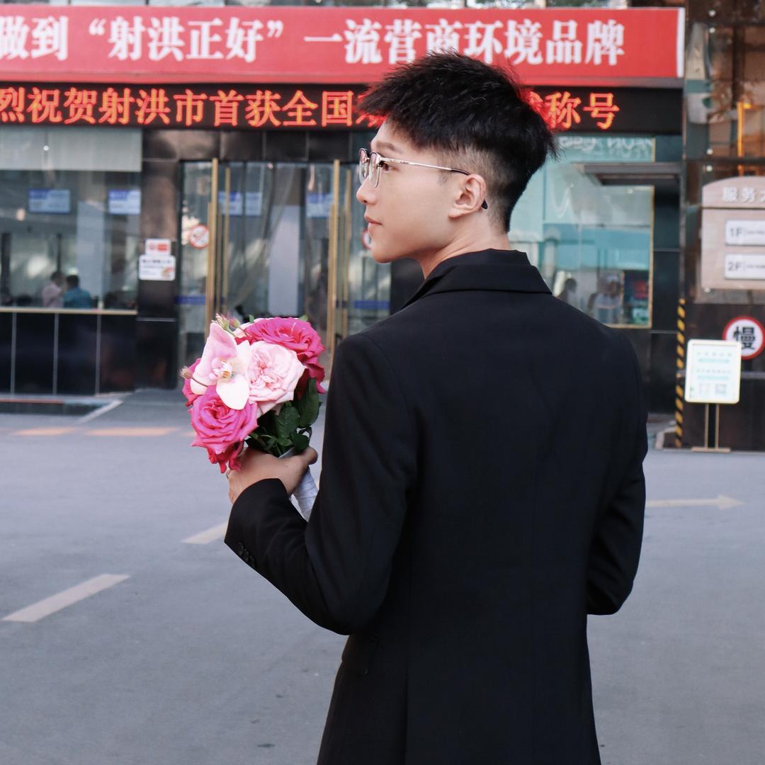 魏仔（低谷期）