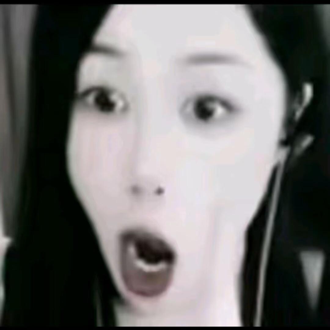 午夜熬夜的西红柿