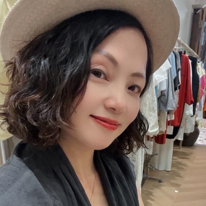 大玉儿（小格调）