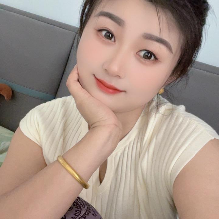任姑娘🍒爱笑🍋