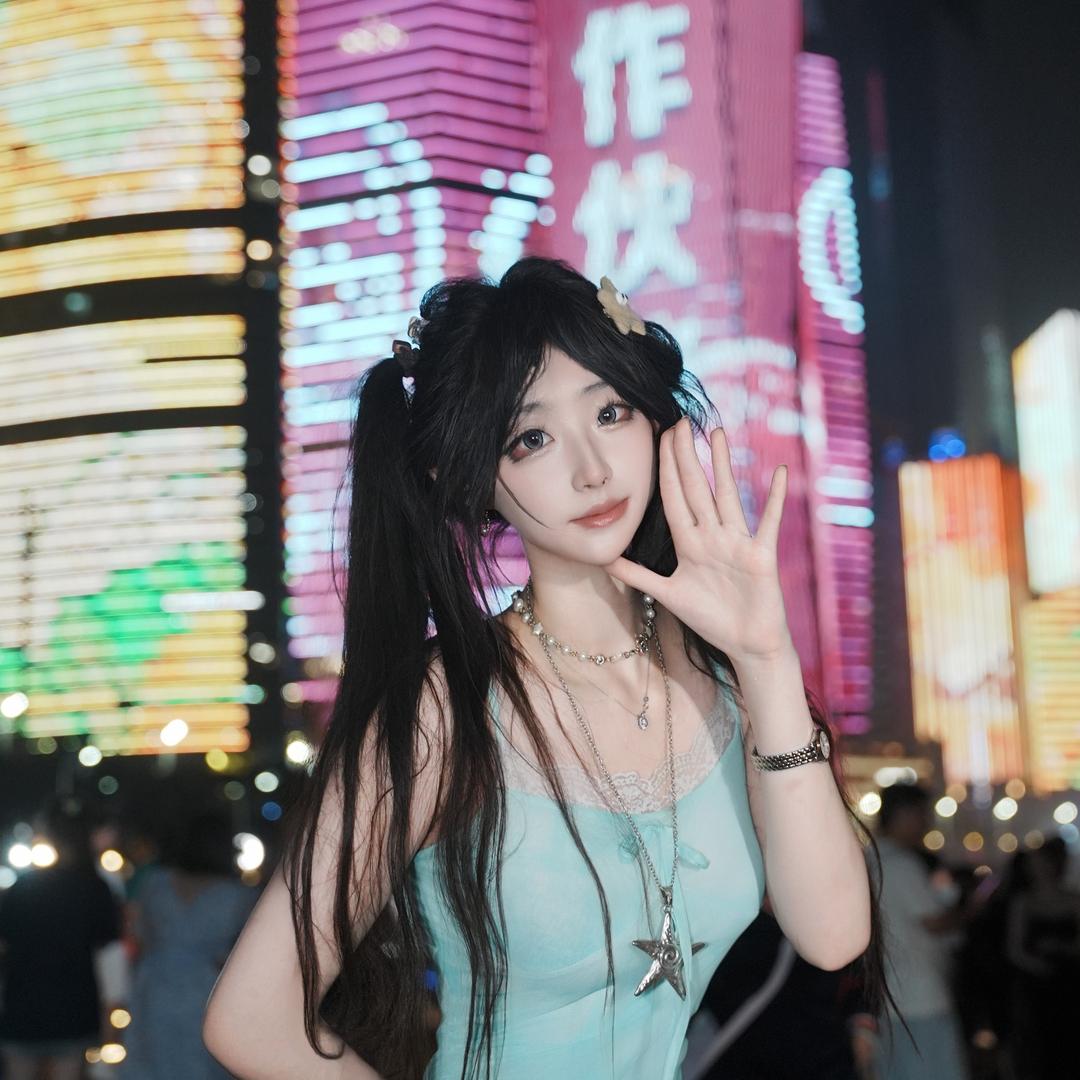 颍川均Hebe