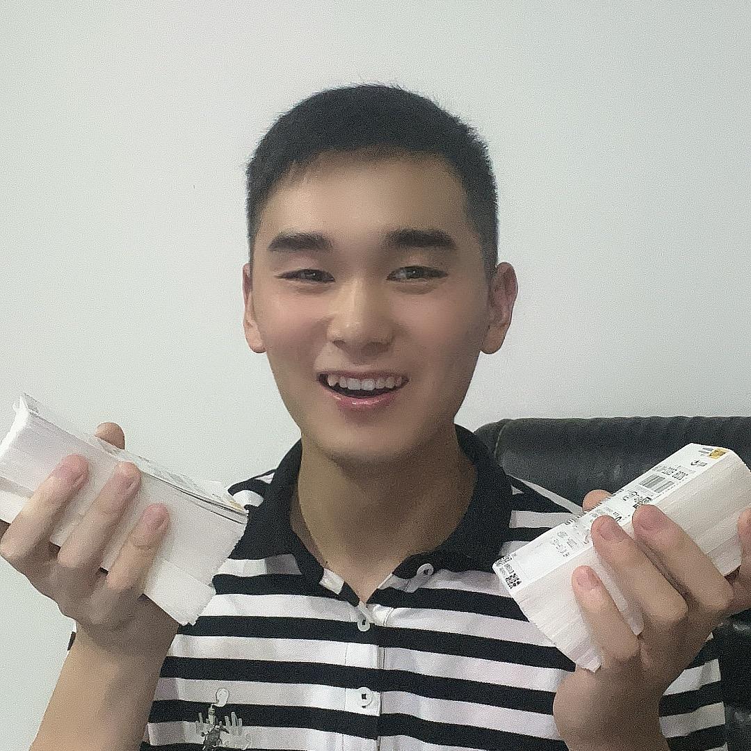 做电商的冠东