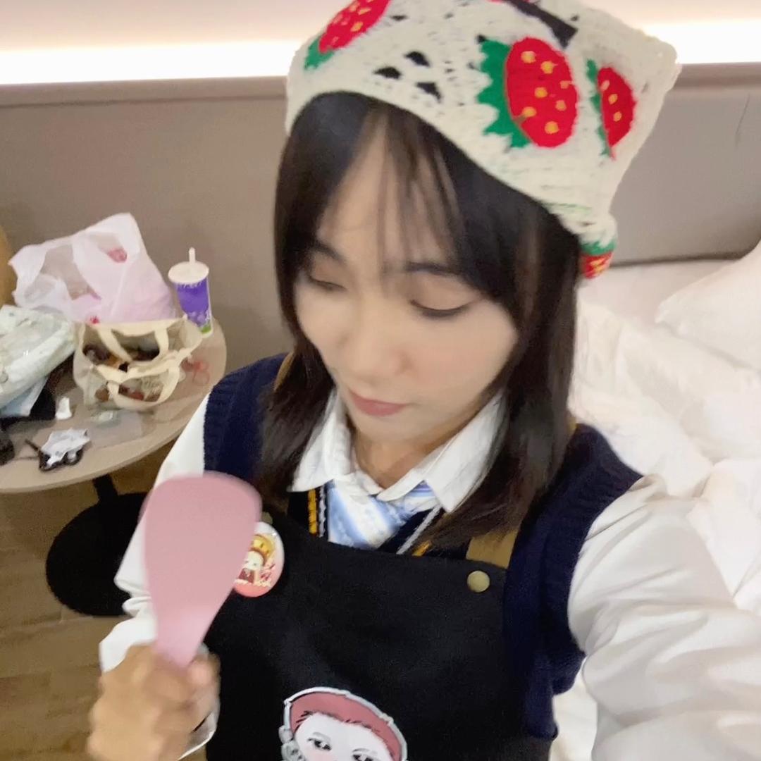 首尔城东区圣水洞流浪女