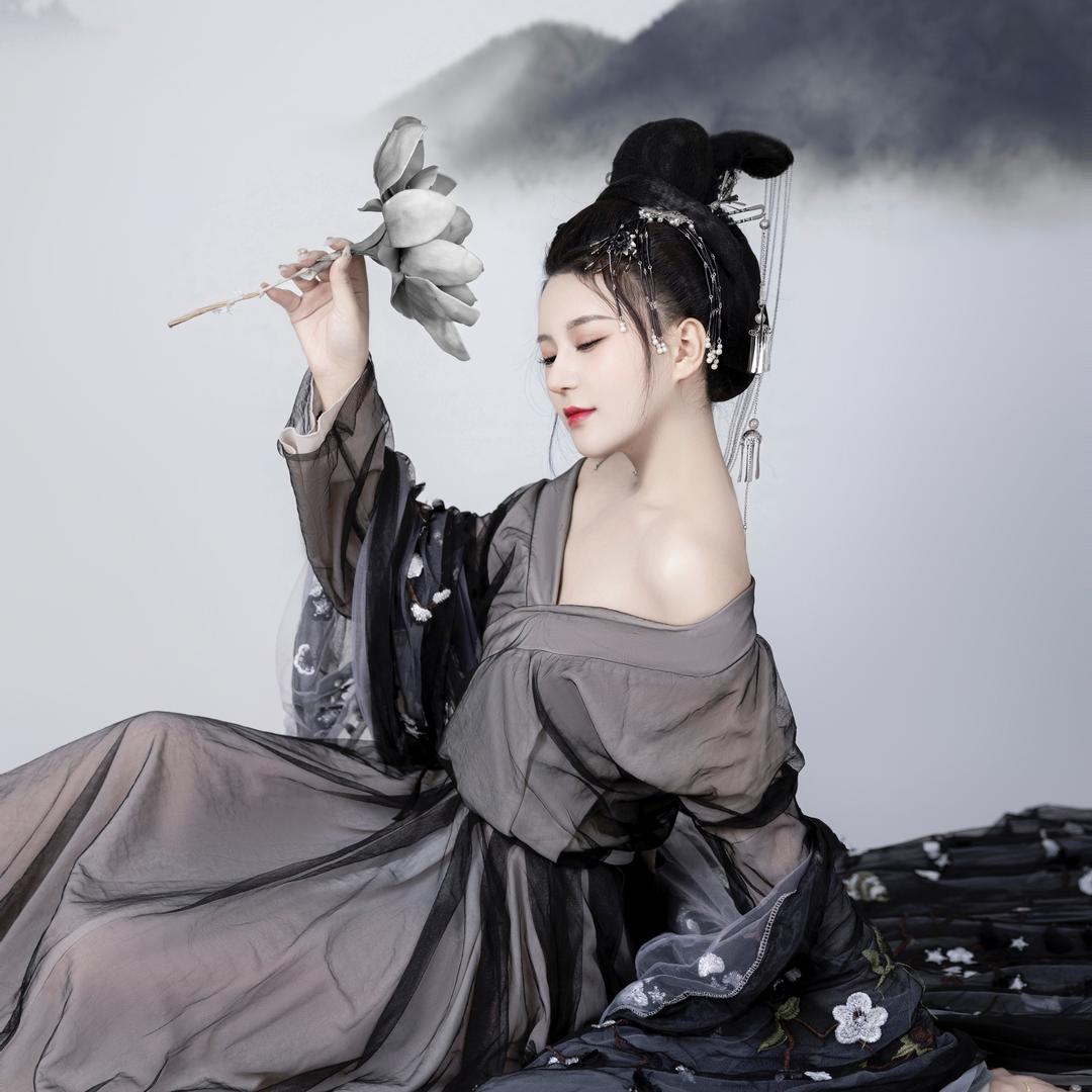 媚娘