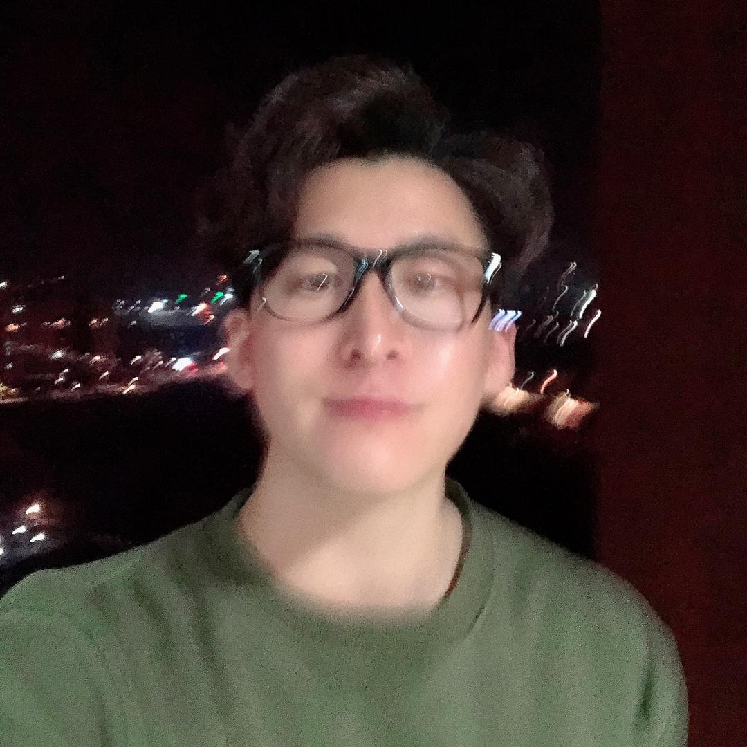 鼓手李潇俊
