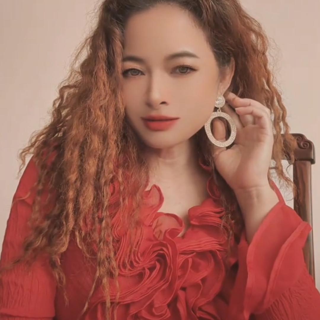 黑玫瑰  【六妹】