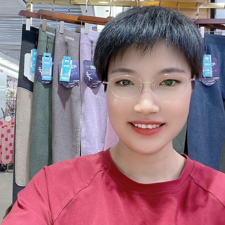 怡佳人臻品服饰