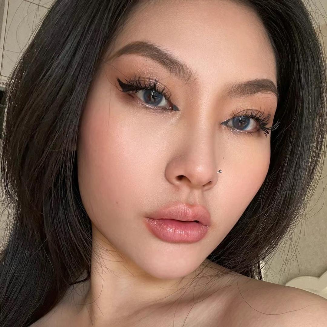 Echo j