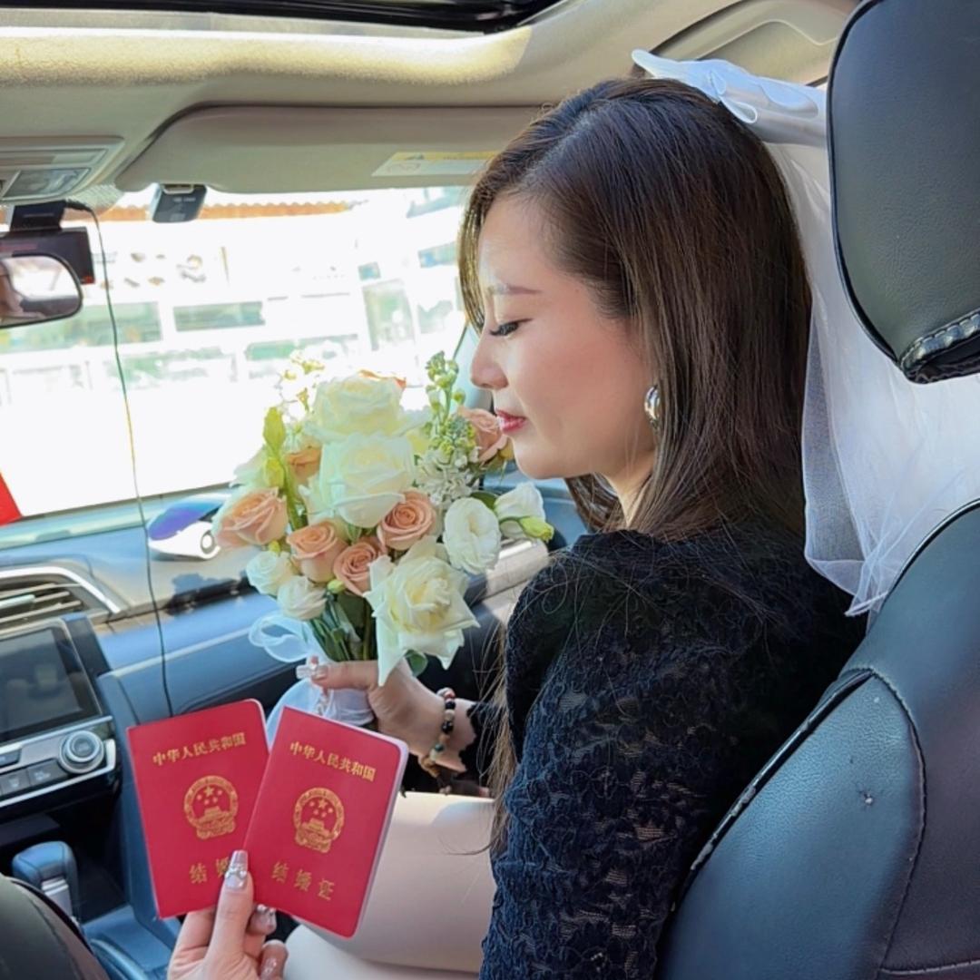 时尚辣妈女装👗女鞋👠品牌集合店