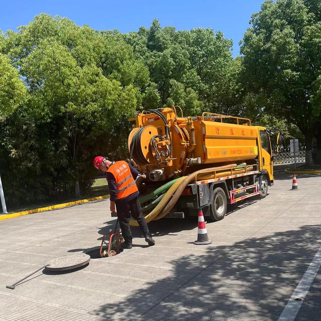 苏州高压清洗管道，清理隔油池，疏通下水道