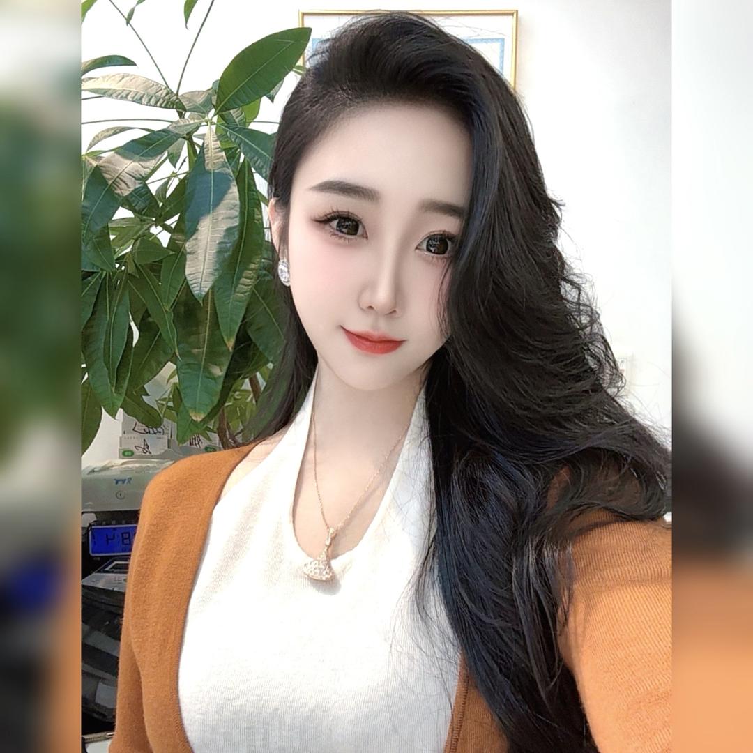 李艾琳服饰店