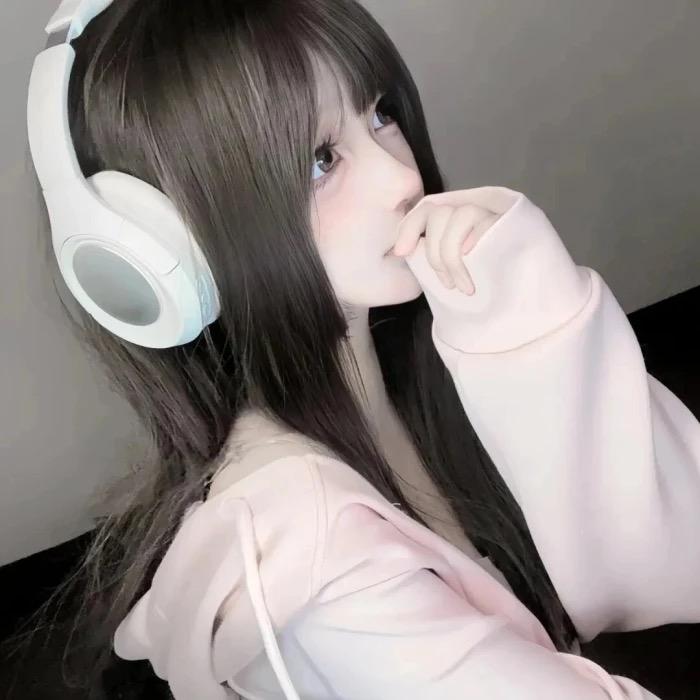 奶酪包包包堡（吃呱看👗简介