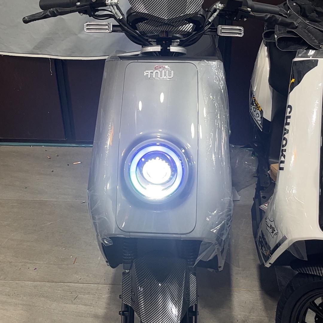 昆明奋翼新车(二手)电动车加200米平台