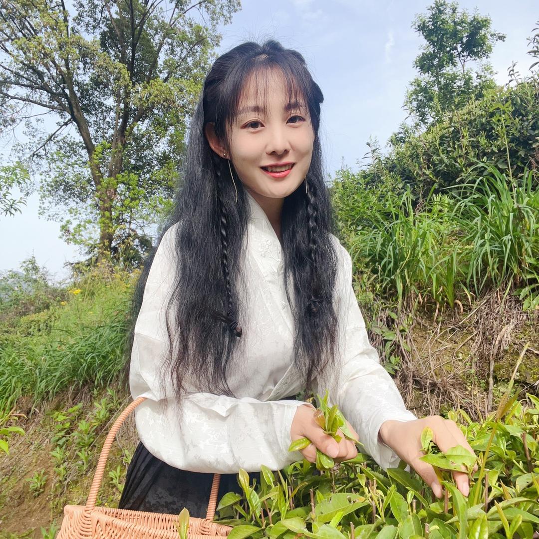 楠院小丽