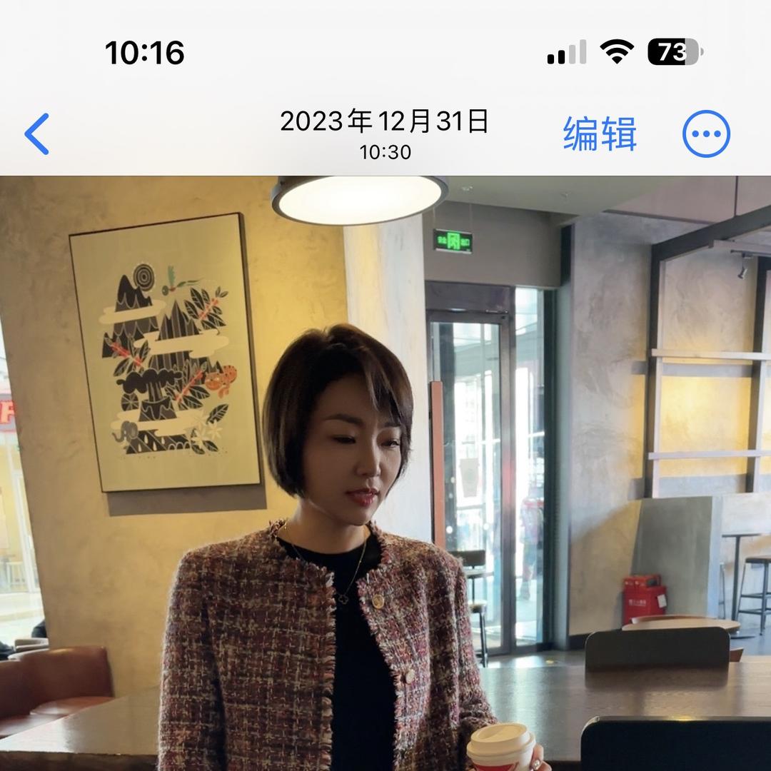 LynneVigart服饰店