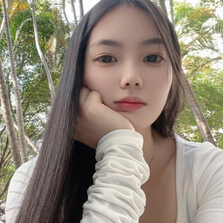 红枫叶妆造