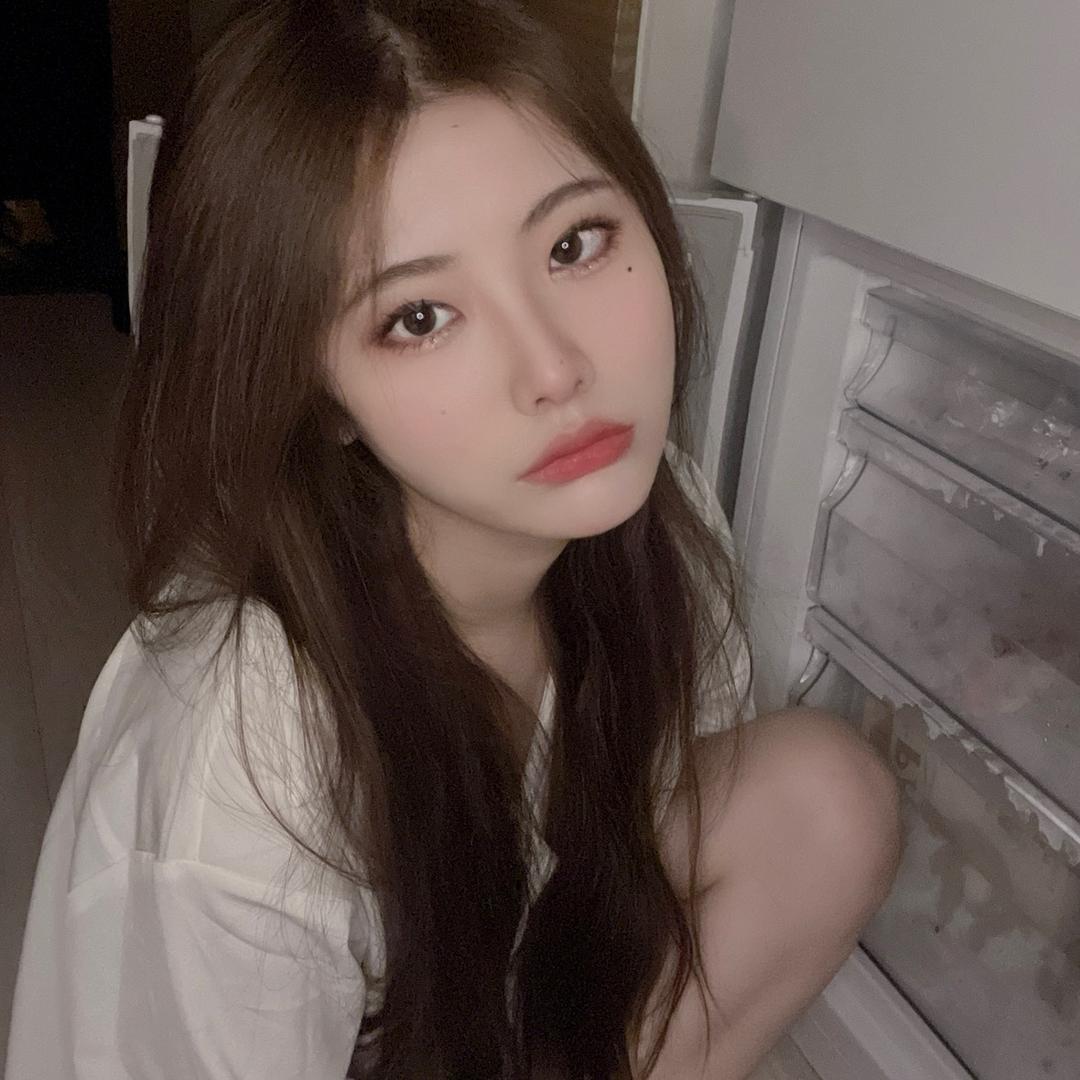 不知名美女-
